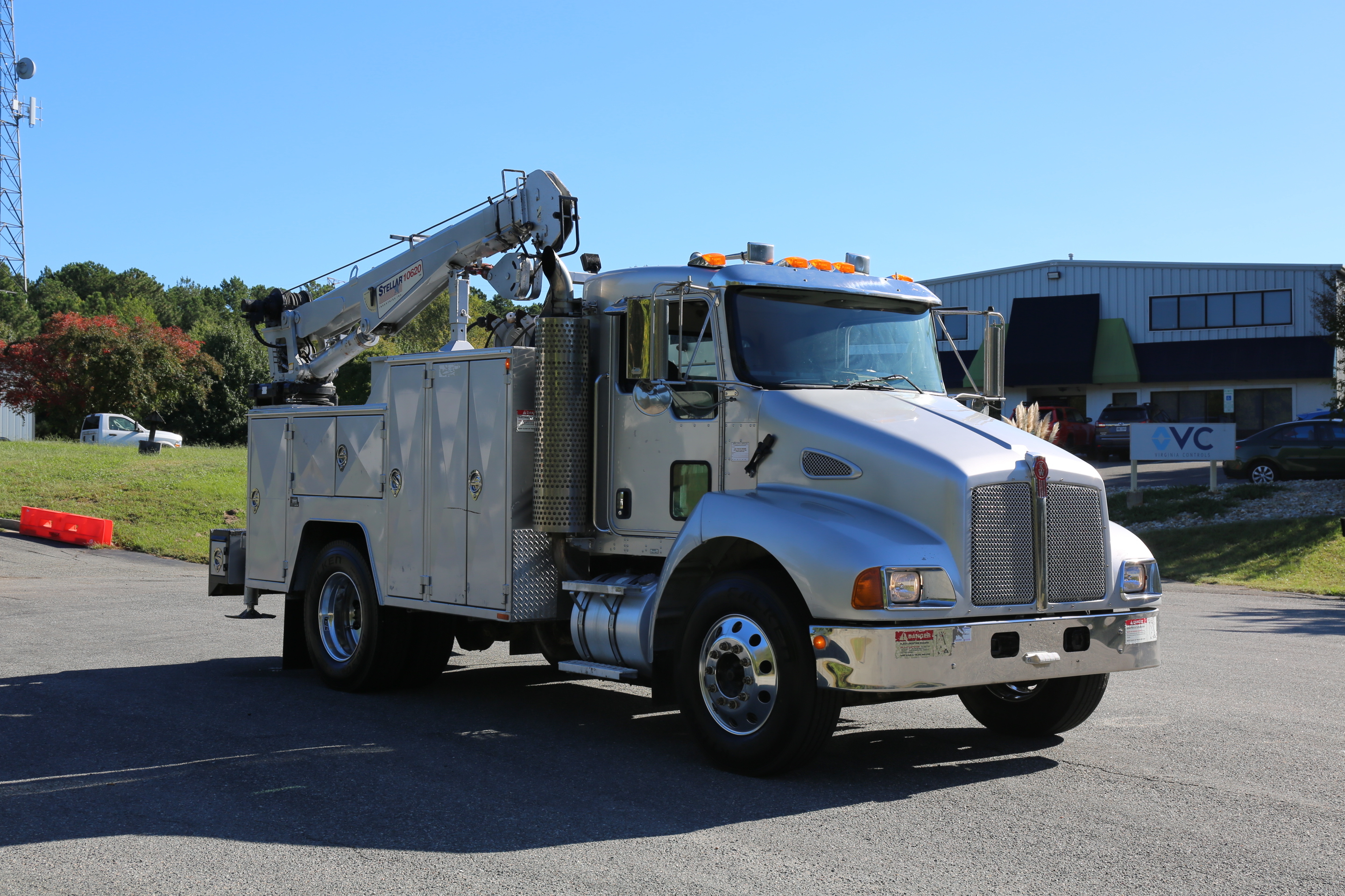 2007 KENWORTH T300 in Oilville, VA