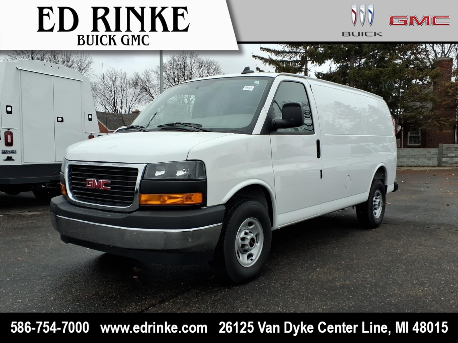 2025 GMC SAVANA in Center Line, MI