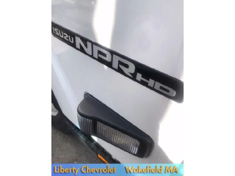 2024 Isuzu NPR
