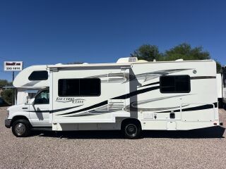 2012 THOR MOTOR COACH FREEDOM ELITE 26E