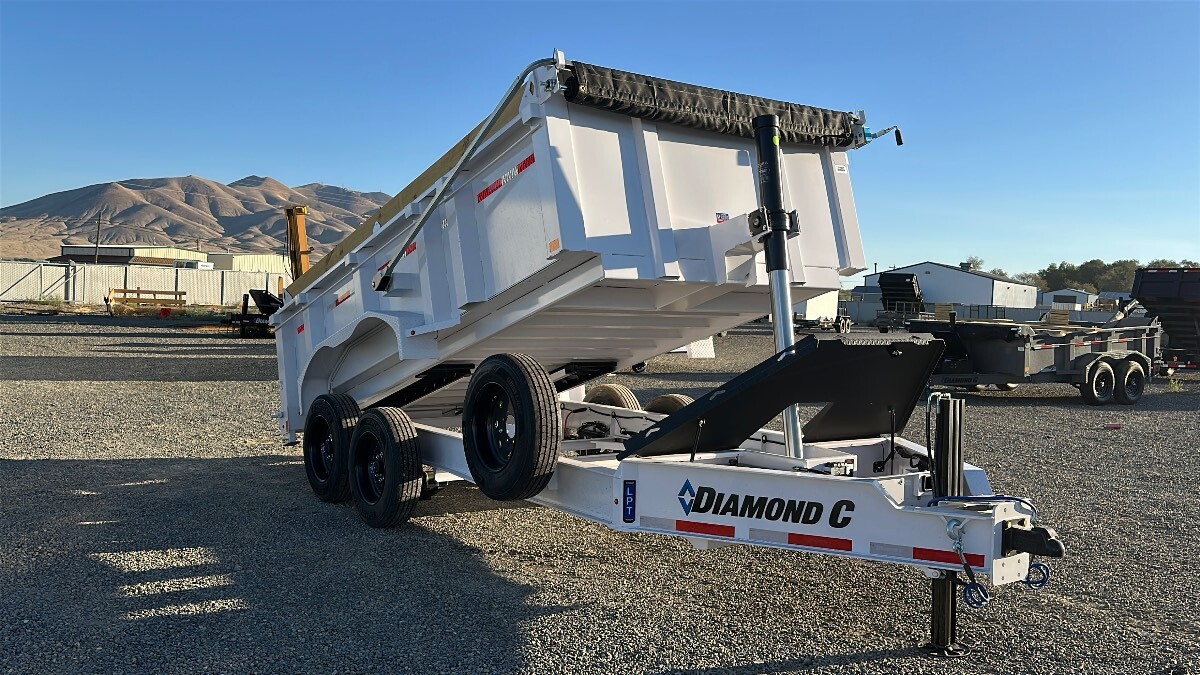 2027 Diamond C LPT 14x82 Pacesetter 18K in Winnemucca, NV