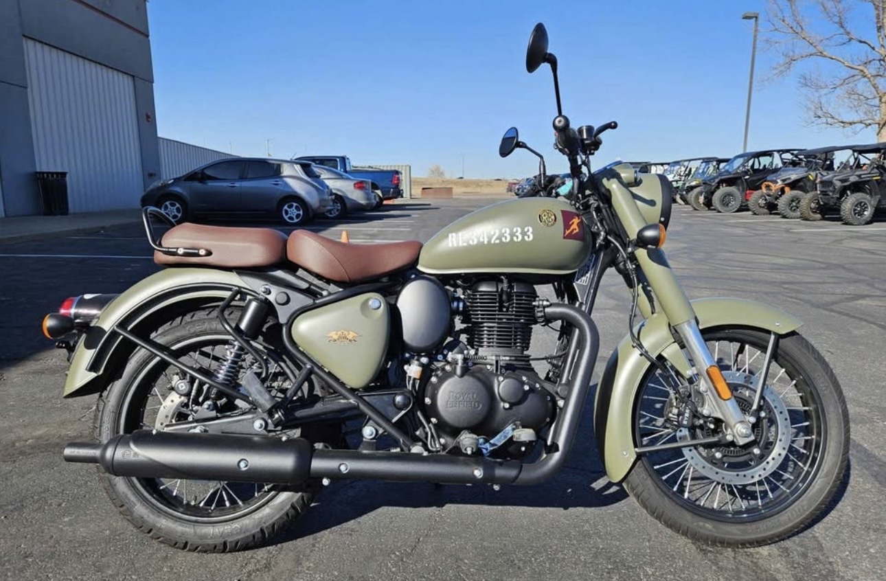 2024 Royal Enfield CLASSIC 350 Classic / Vintage motorcycle