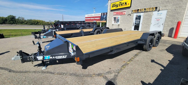 2027 HILLCREST TRAILERS 7K GVW 18+2 Car Hauler (001526) in Frankfort, OH