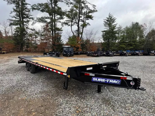 2026 SURE-TRAC 8.5X20+5 Powder Coated 15K Deckover Equipment Trai in Turner, ME
