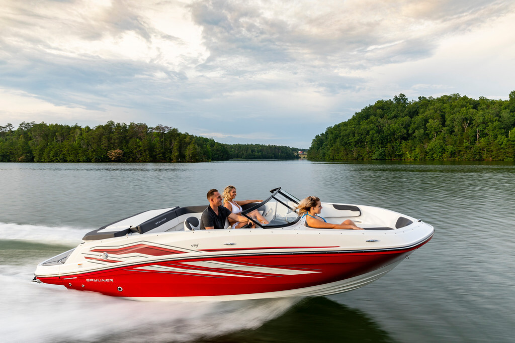 2022 Bayliner In Stock Now VR5 Bowrider Boat boat