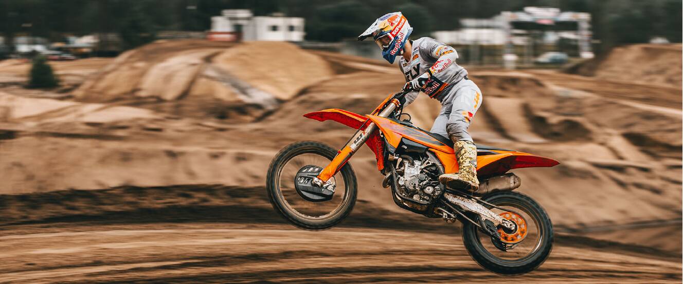 A photo of this 2027 KTM 350 SX-F