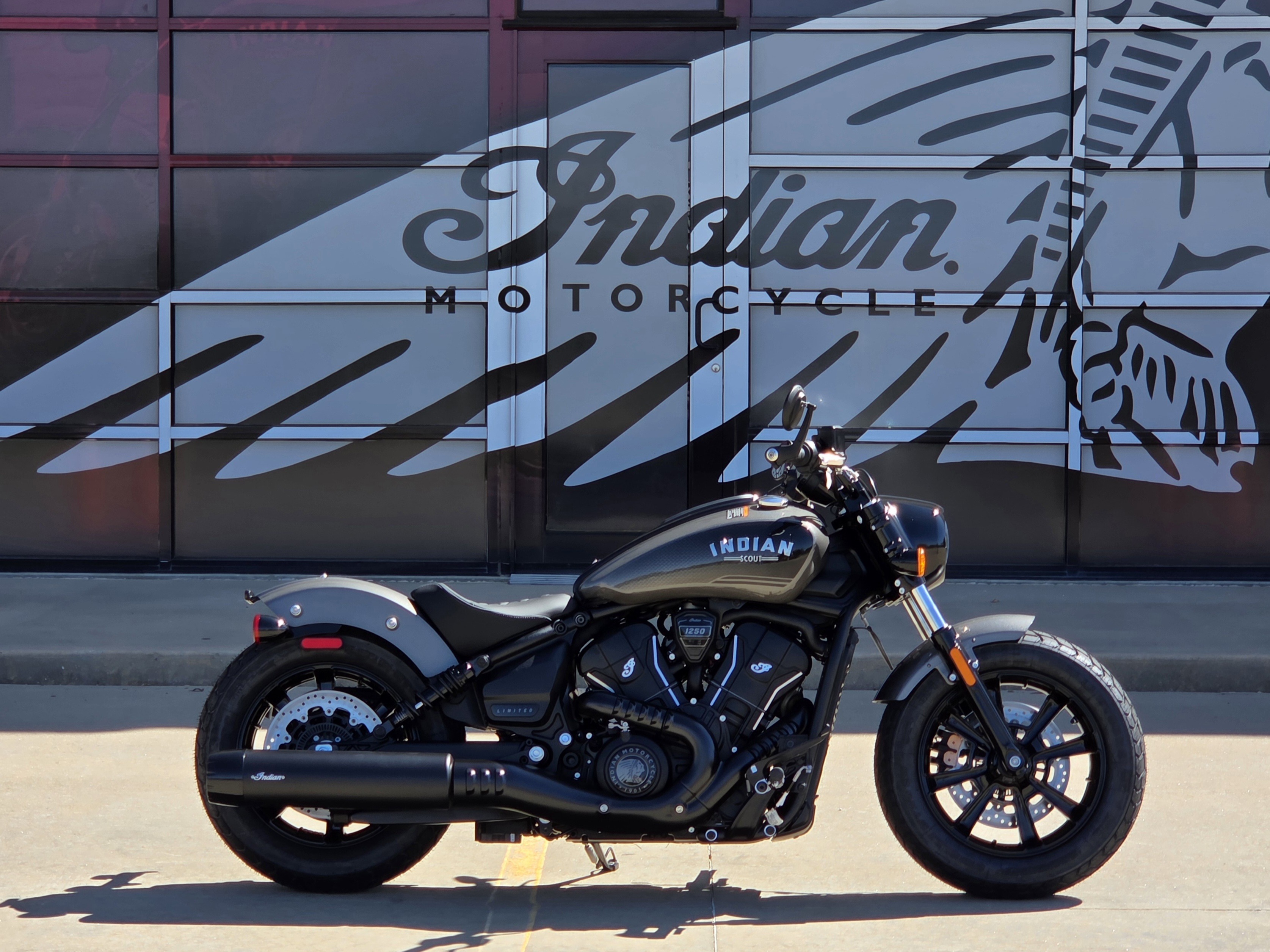 2026 Indian Motorcycle Scout® Bobber Limited +Tech LIMITED + TECH in Norman, OK
