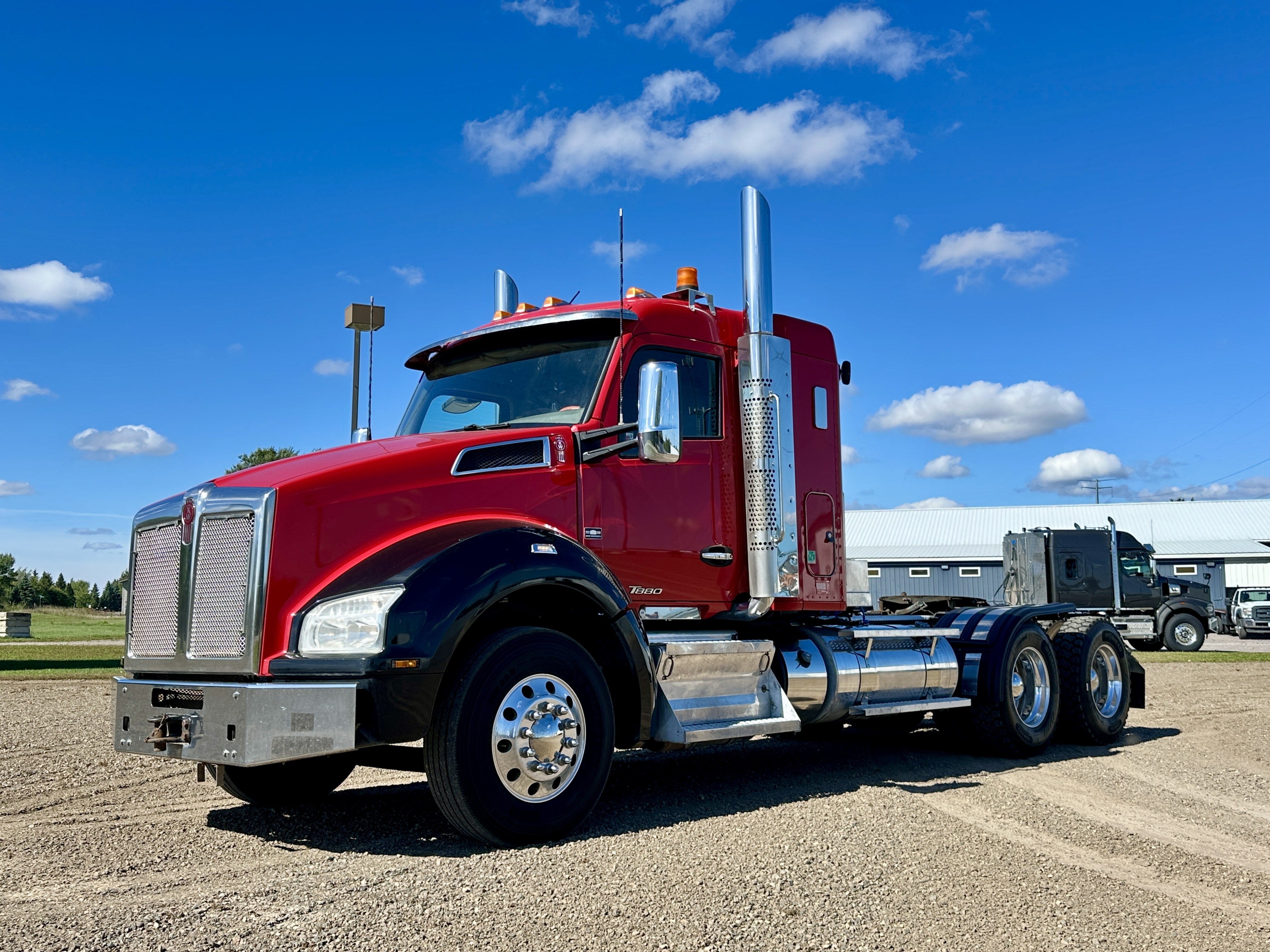2018 KENWORTH T880 in Clearwater, MN