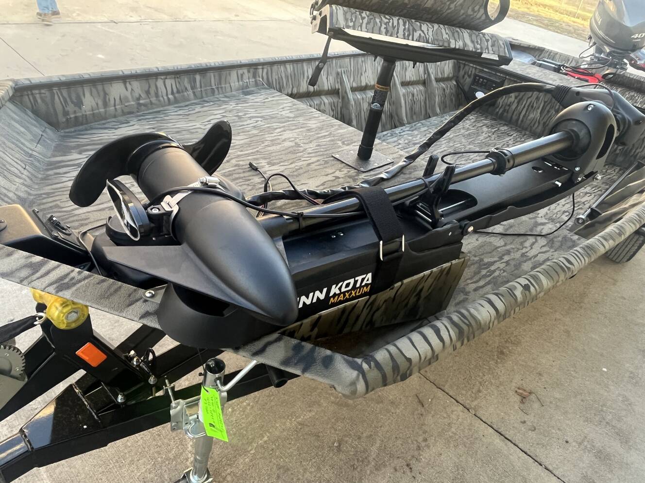 A photo of this 2025 Seaark 1652 SPECIAL
