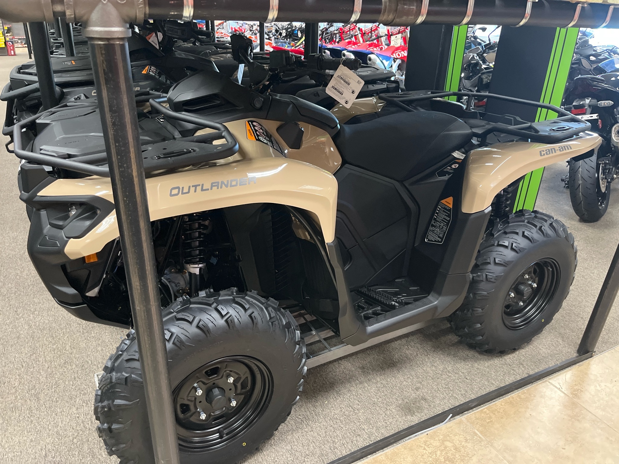 2027 Can-Am Outlander DPS 700 in berkeley springs WV