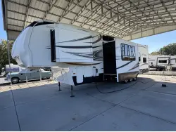 2010 KEYSTONE FUZION 405