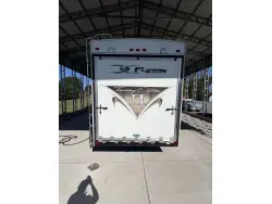 2010 KEYSTONE FUZION 405