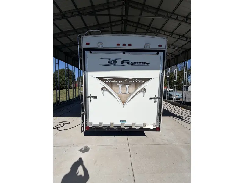 2010 KEYSTONE FUZION 405