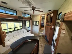 2010 KEYSTONE FUZION 405