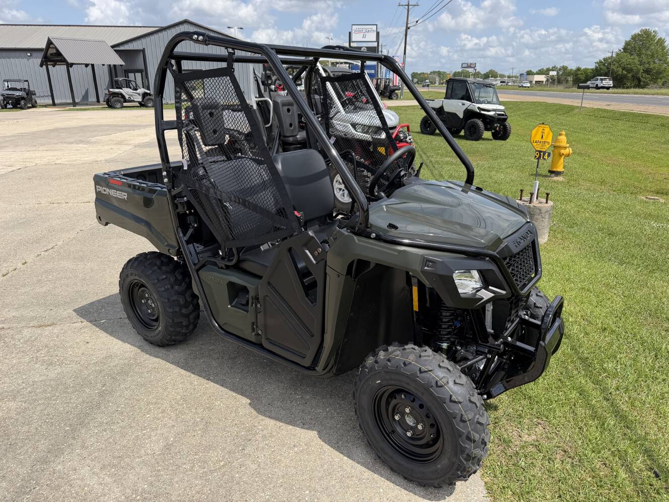 A photo of this 2026 Honda Pioneer 520