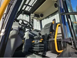 2026 JCB TM420 Agri