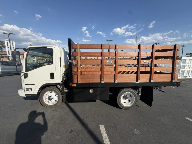 2027 ISUZU NPR HD GAS 12'