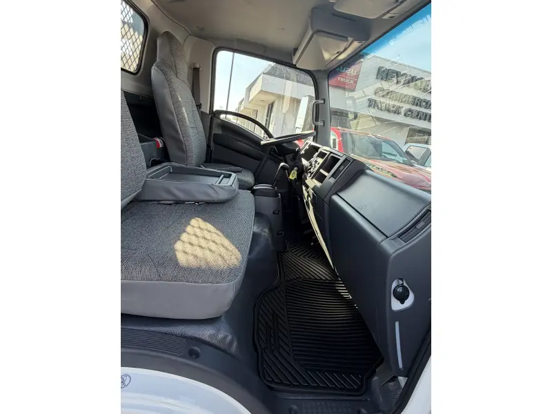 2027 ISUZU NPR HD GAS 12'