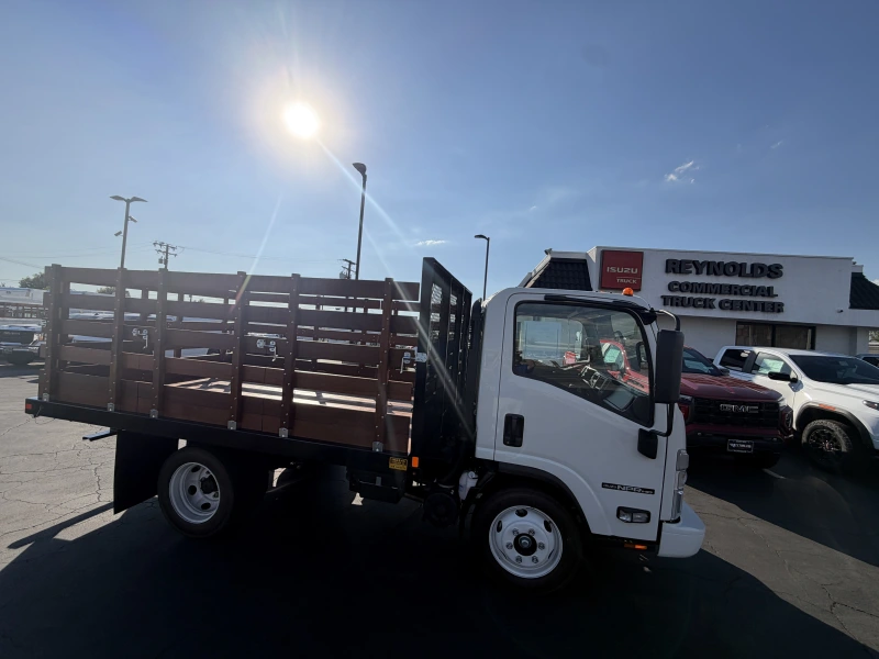 2027 ISUZU NPR HD GAS 12'