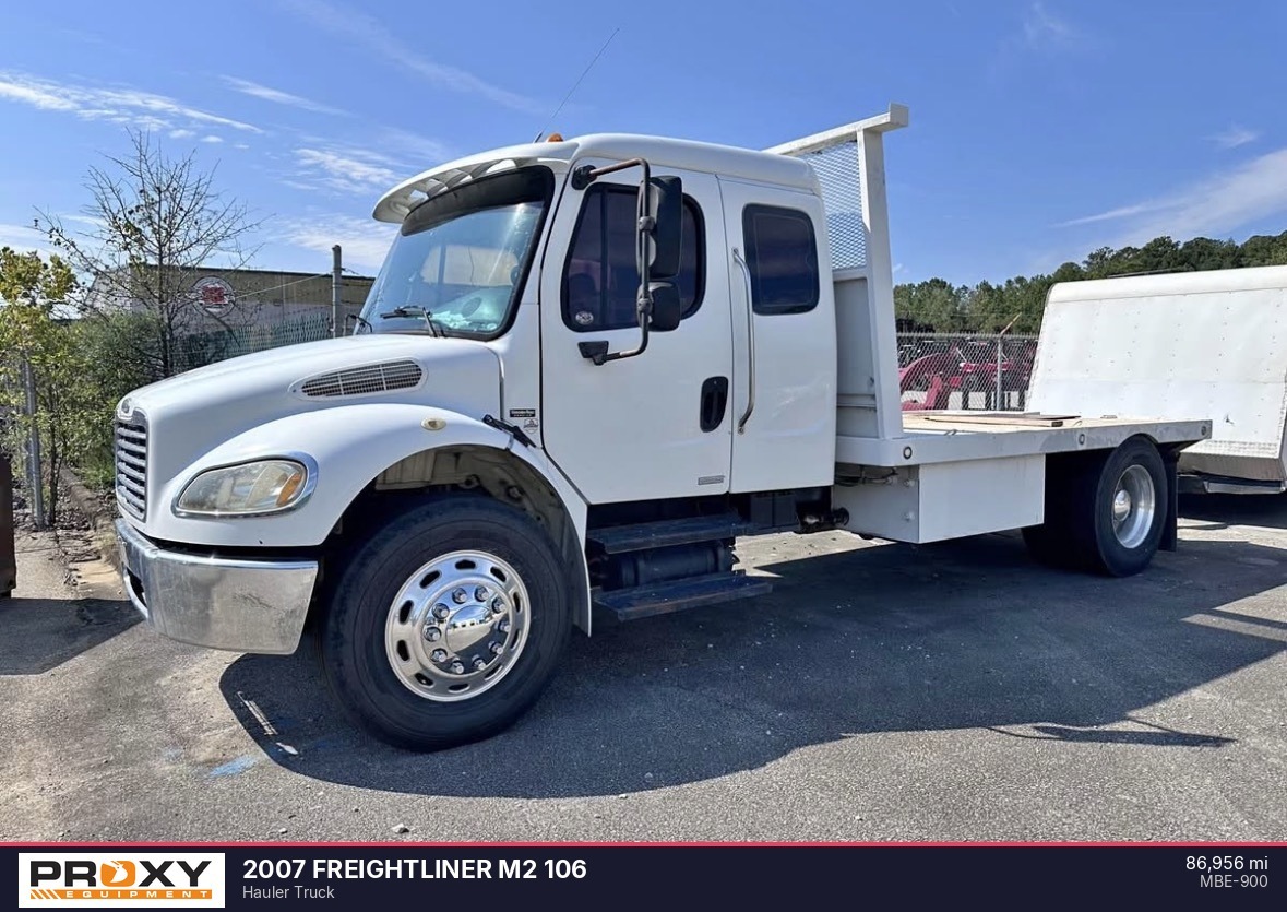 2007 FREIGHTLINER M2 106 in Birmingham, AL