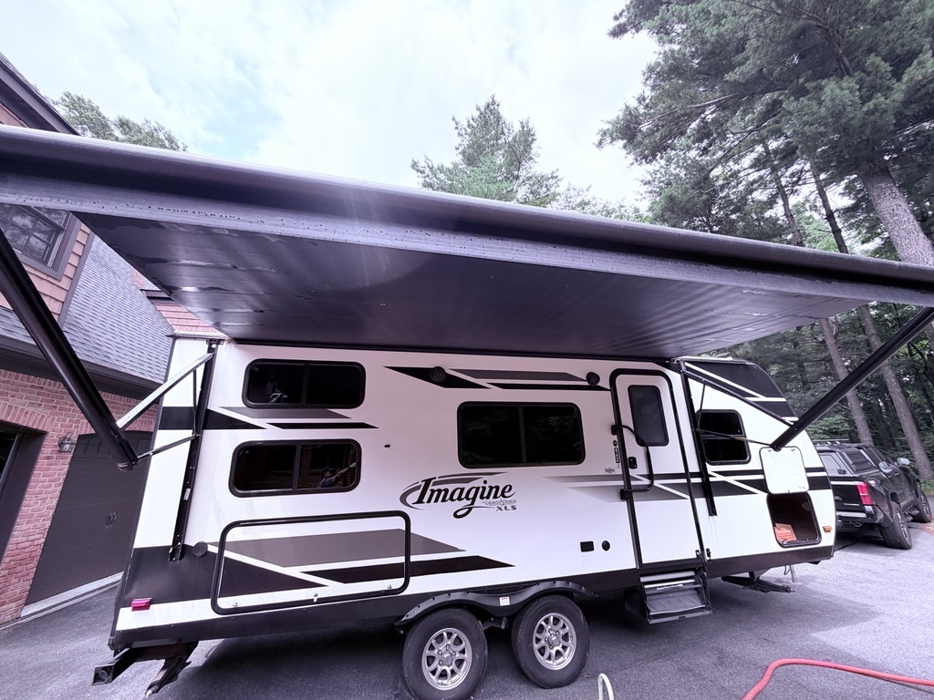 2020 Grand Design IMAGINE 21BHE RV