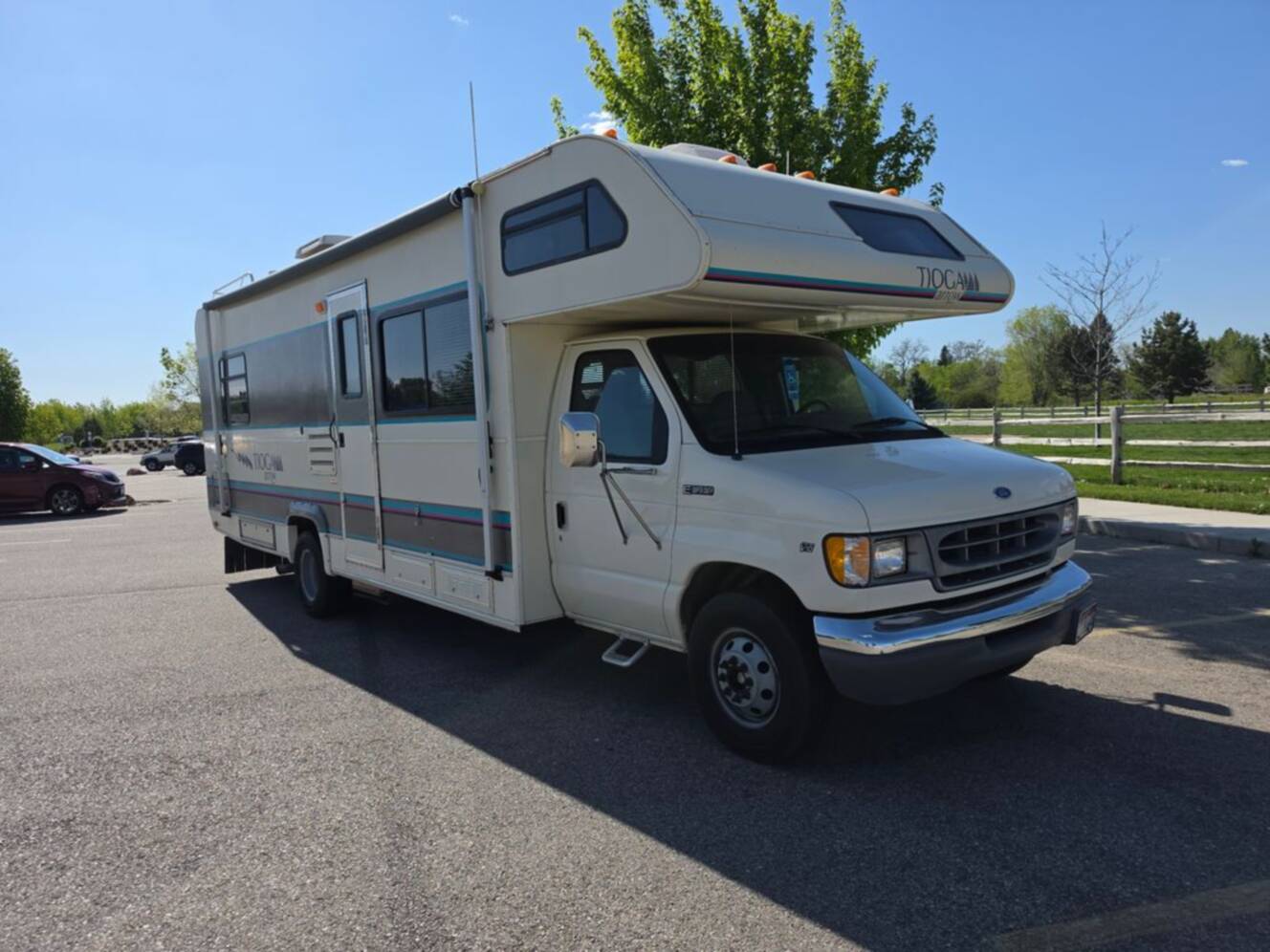 A photo of this 1997 Fleetwood Tioga Arrow 29V