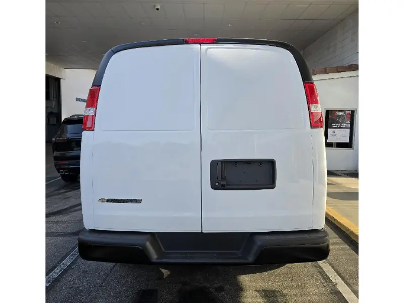 2026 CHEVROLET EXPRESS G2500