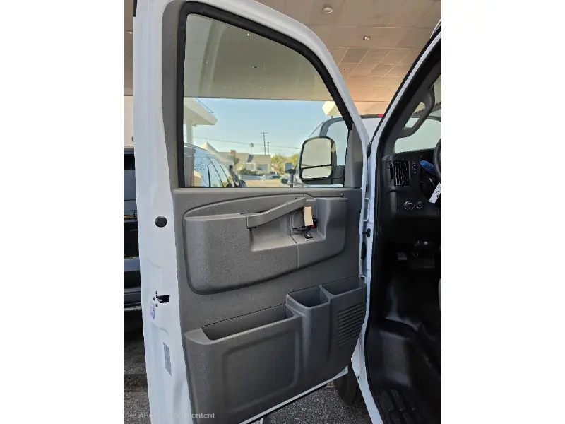 2026 CHEVROLET EXPRESS G2500
