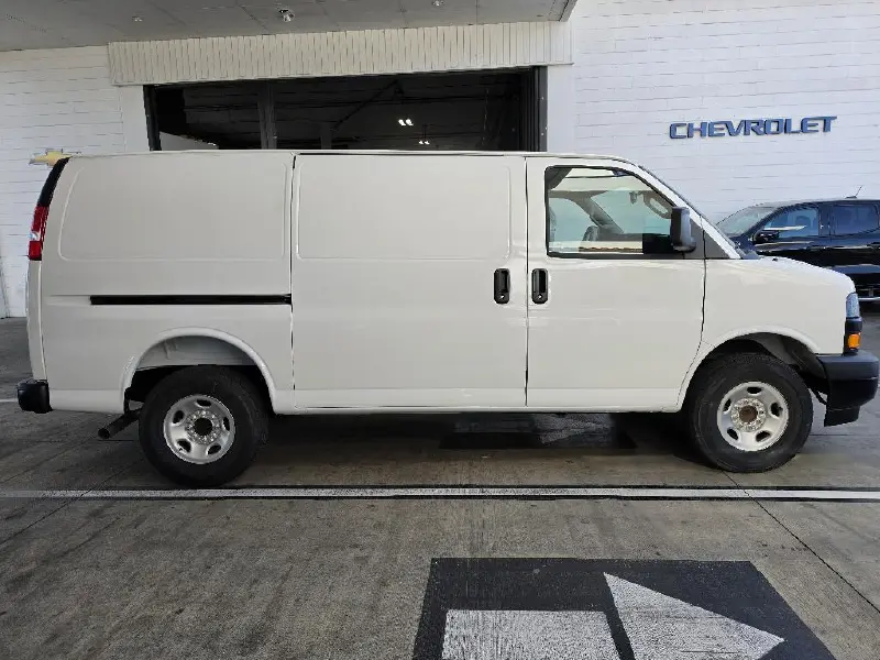 2026 CHEVROLET EXPRESS G2500