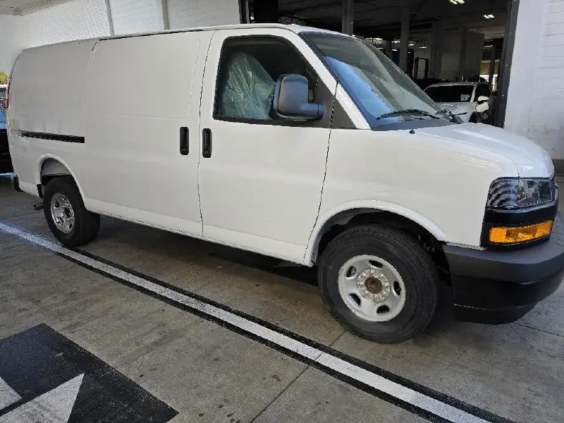 2026 CHEVROLET EXPRESS G2500