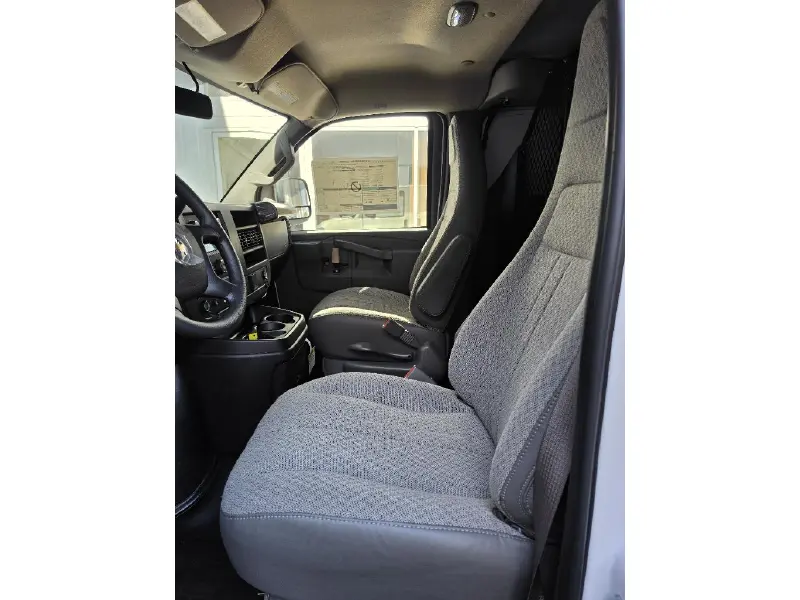 2026 CHEVROLET EXPRESS G2500