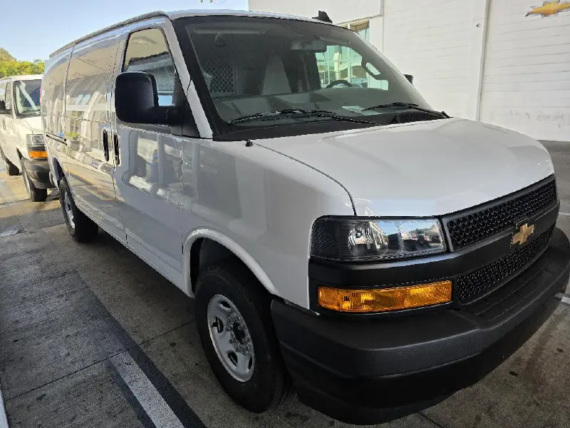 2026 CHEVROLET EXPRESS G2500