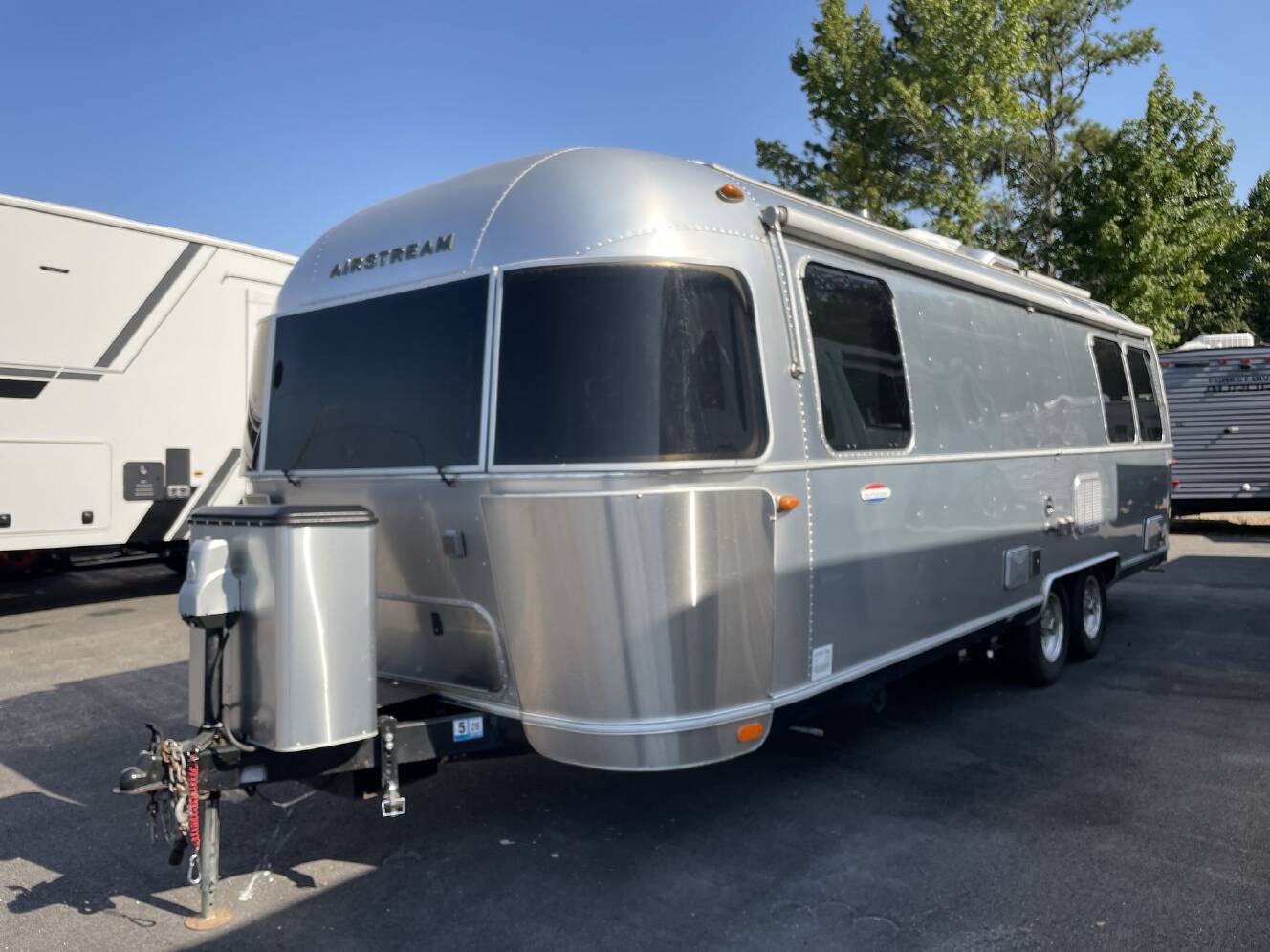 A photo of this 2017 Airstream International Serenity 27FB