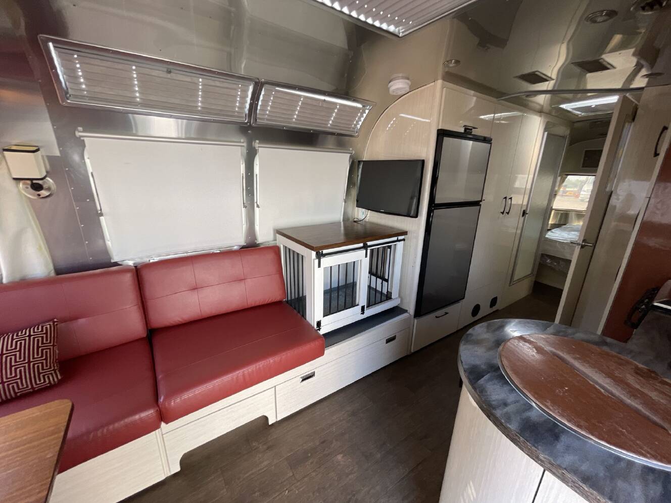 A photo of this 2017 Airstream International Serenity 27FB