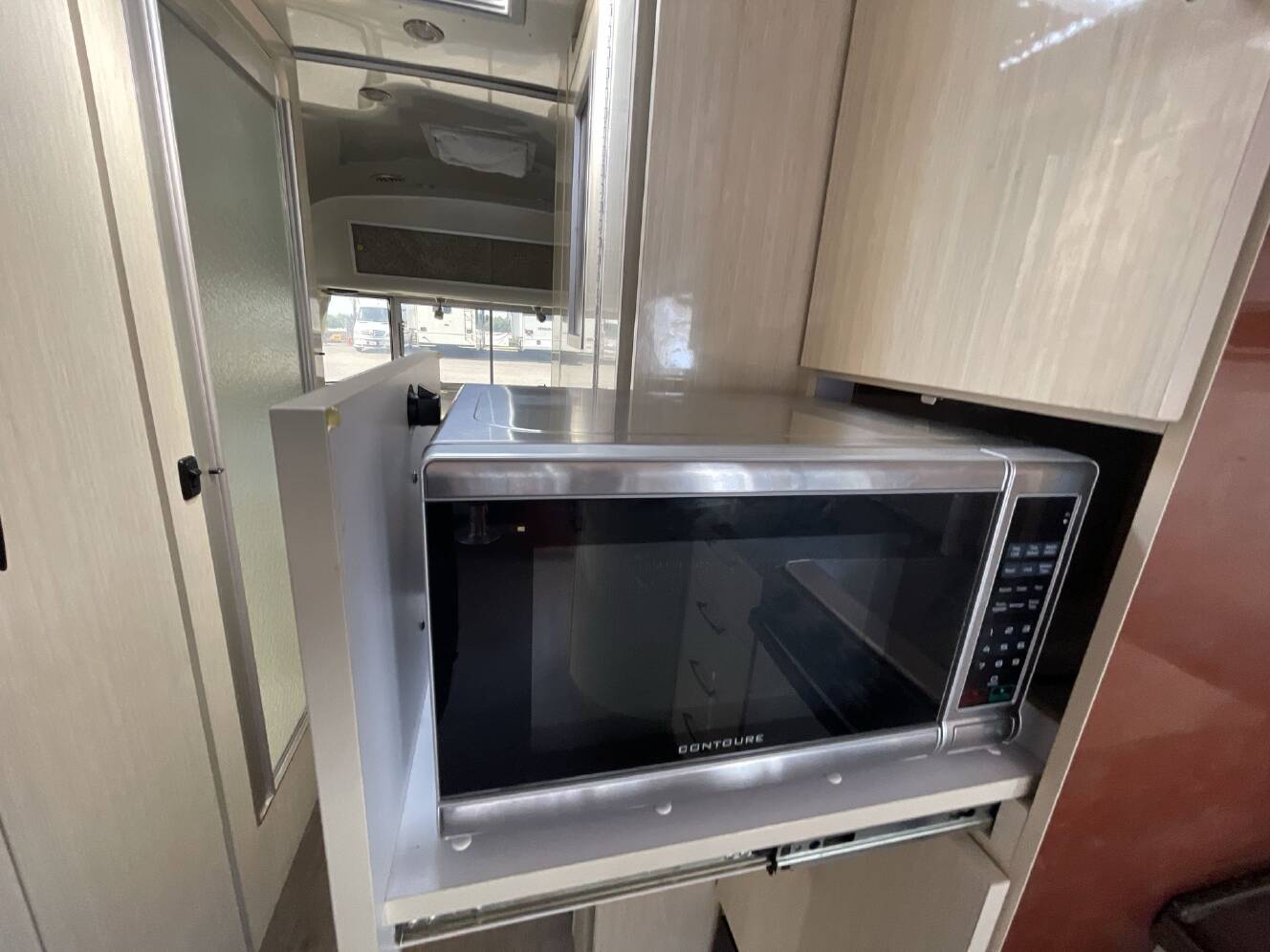 A photo of this 2017 Airstream International Serenity 27FB