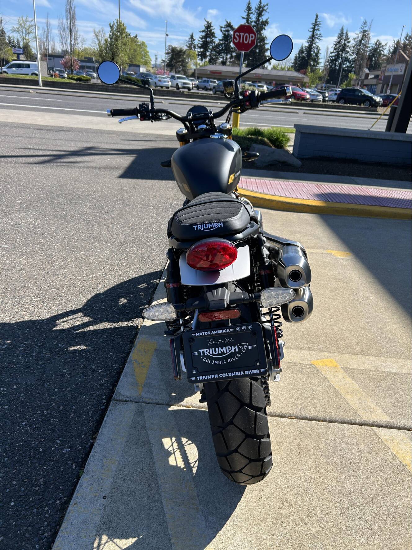 A photo of this 2026 Triumph SCRAMBLER 900
