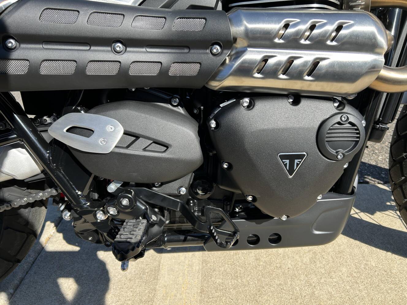 A photo of this 2026 Triumph SCRAMBLER 900