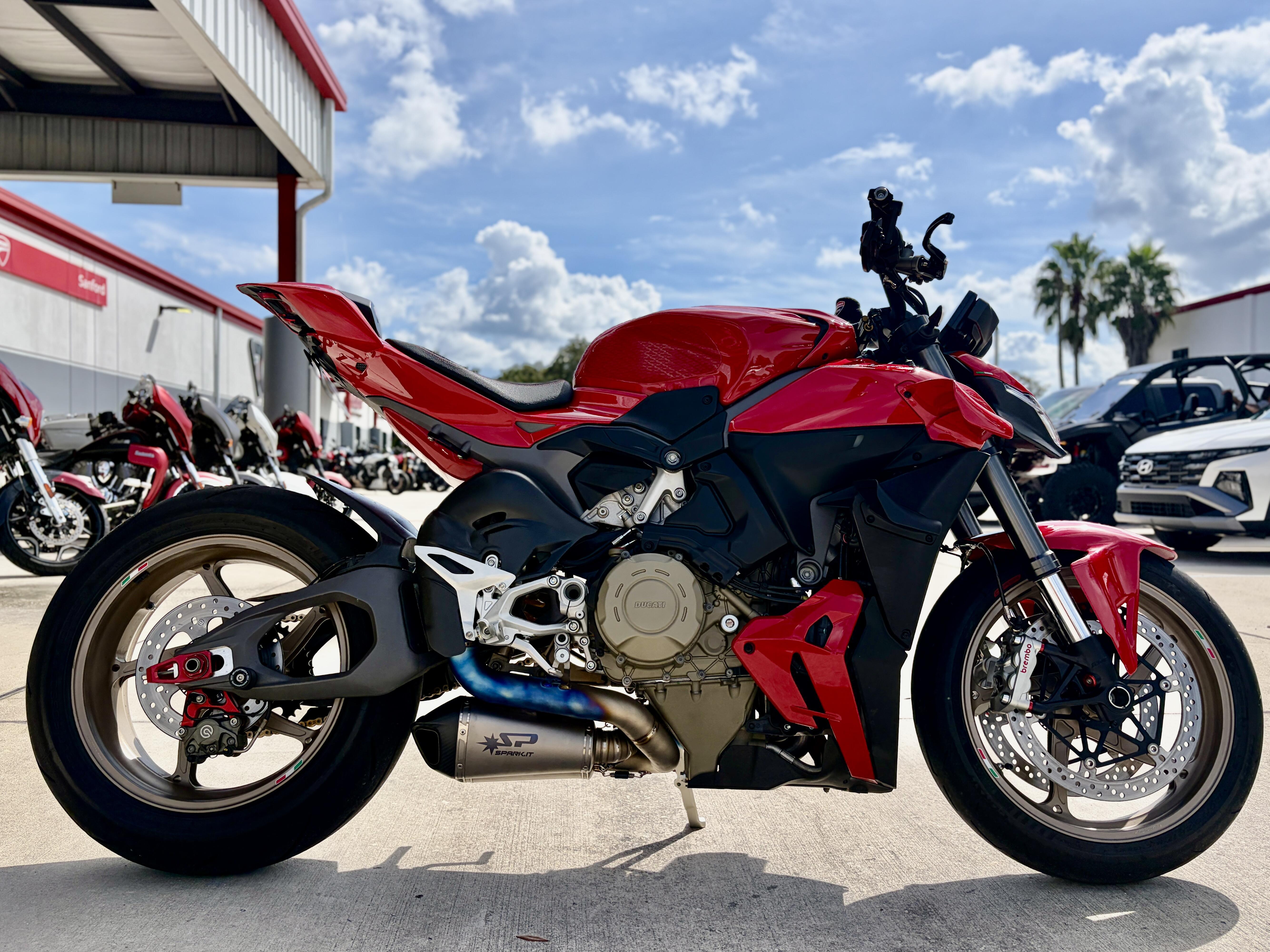 2025 Ducati STREETFIGHTER V4S V4S in Sanford, FL