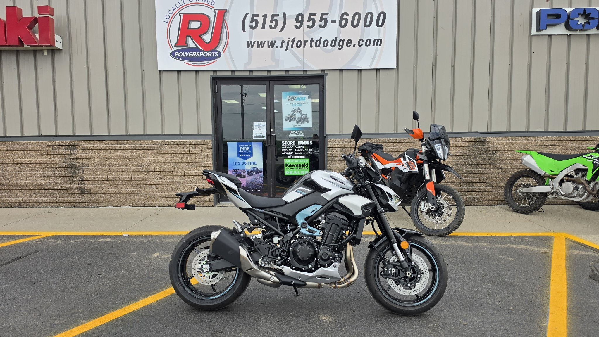 2025 Kawasaki Z900 ABS ABS in Fort Dodge, IA