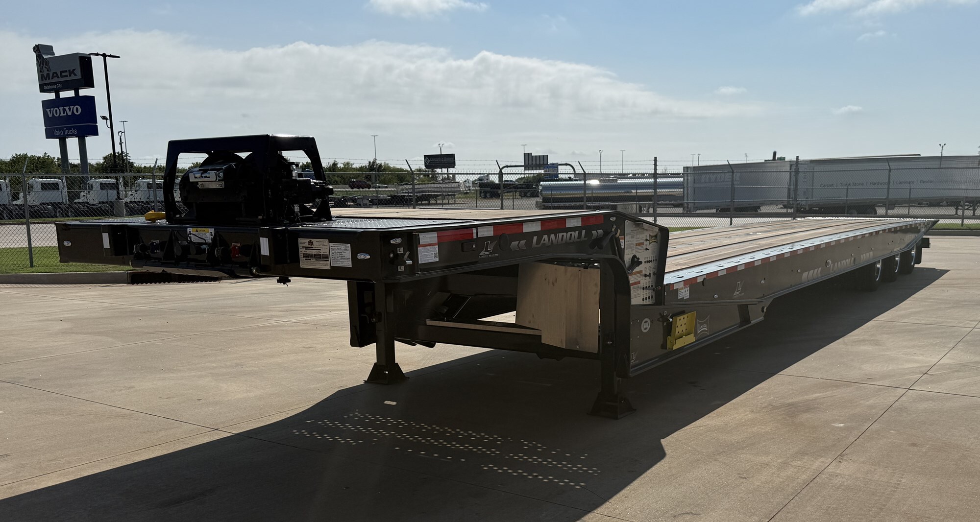 2027 Landoll 455B-53 in Amarillo, TX