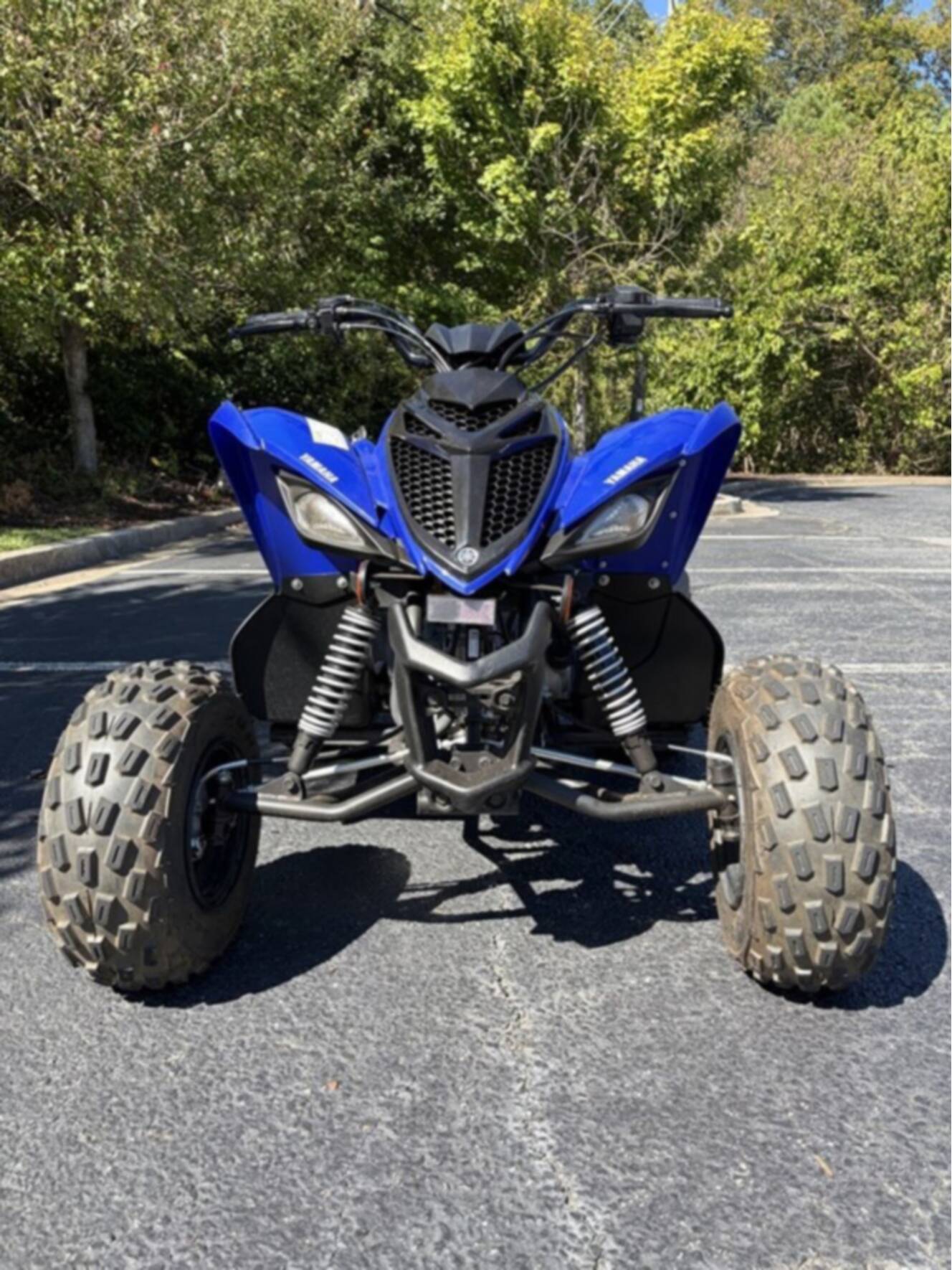 A photo of this 2023 Yamaha Raptor 90