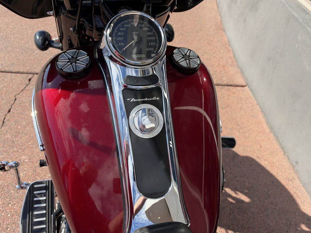 2016 Harley-Davidson  Trike FLRT - Freewheeler in 85032 AZ