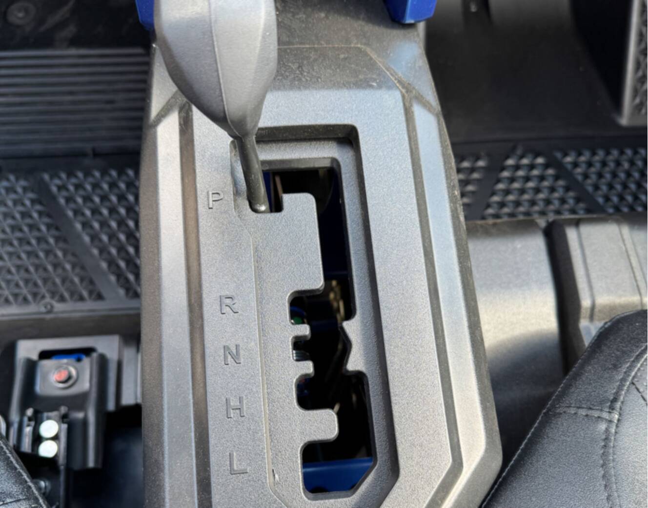 A photo of this 2025 Honda® Talon 1000X FOX Live Valve