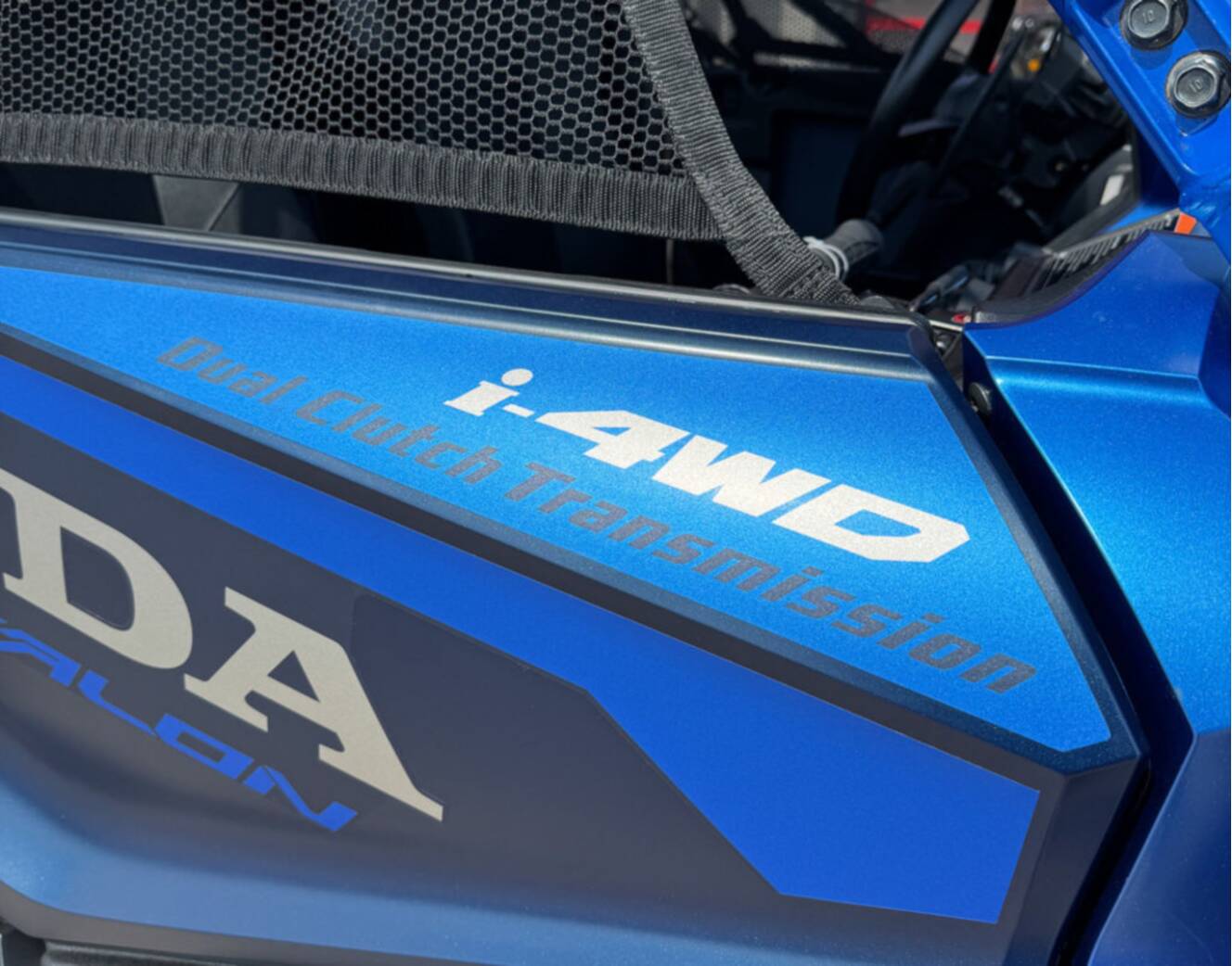 A photo of this 2025 Honda® Talon 1000X FOX Live Valve