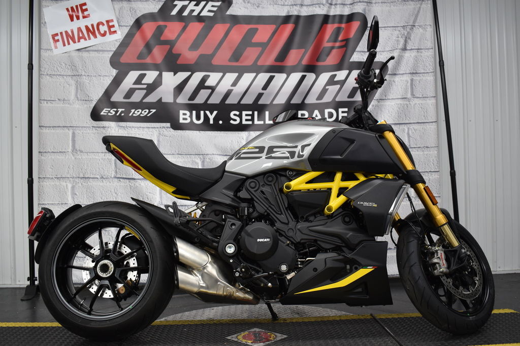 2023 Ducati Diavel 1260 S Black and Steel 1260 S in Andover, NJ