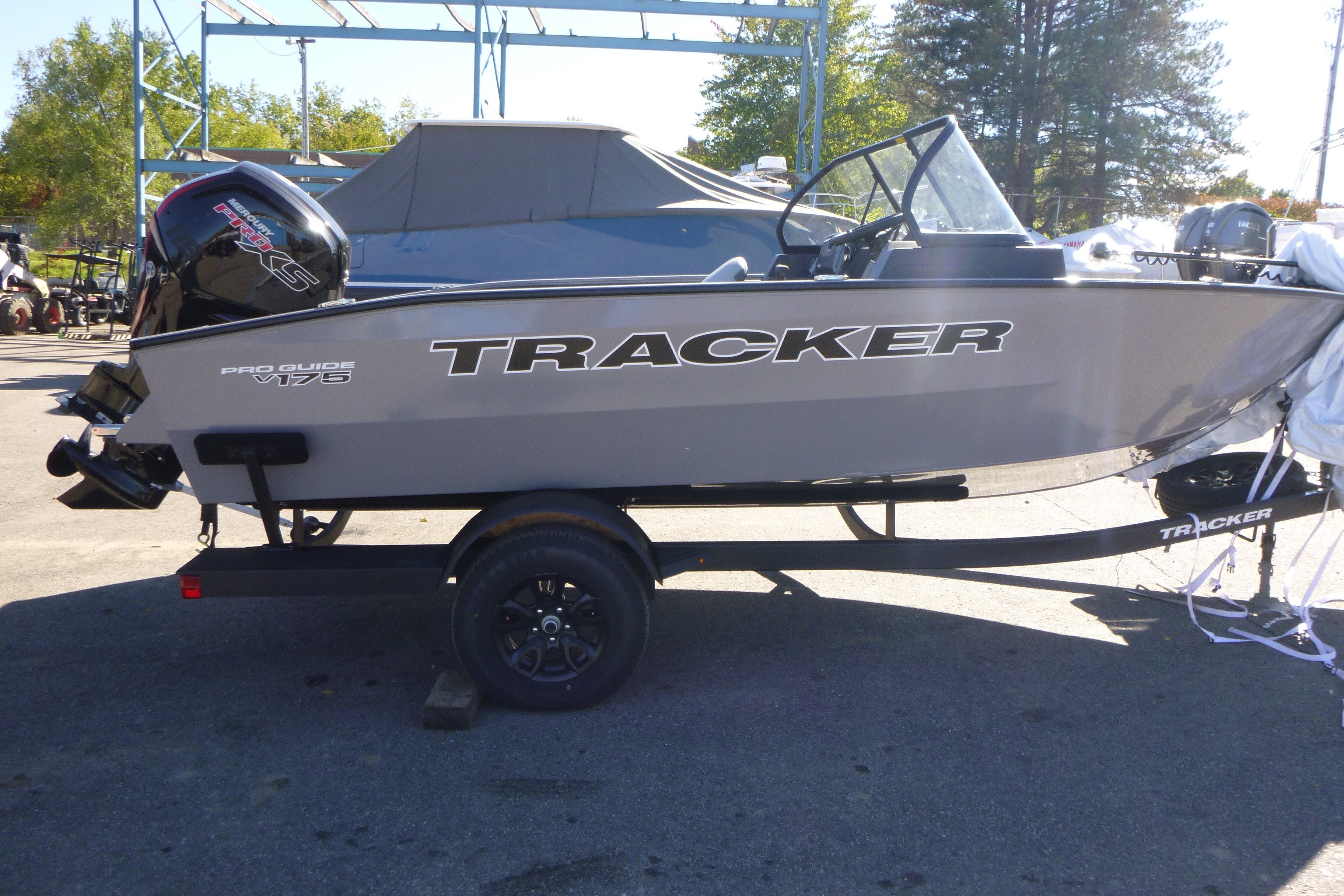 2027 Tracker Pro Guide V-175 Combo in lansing MI