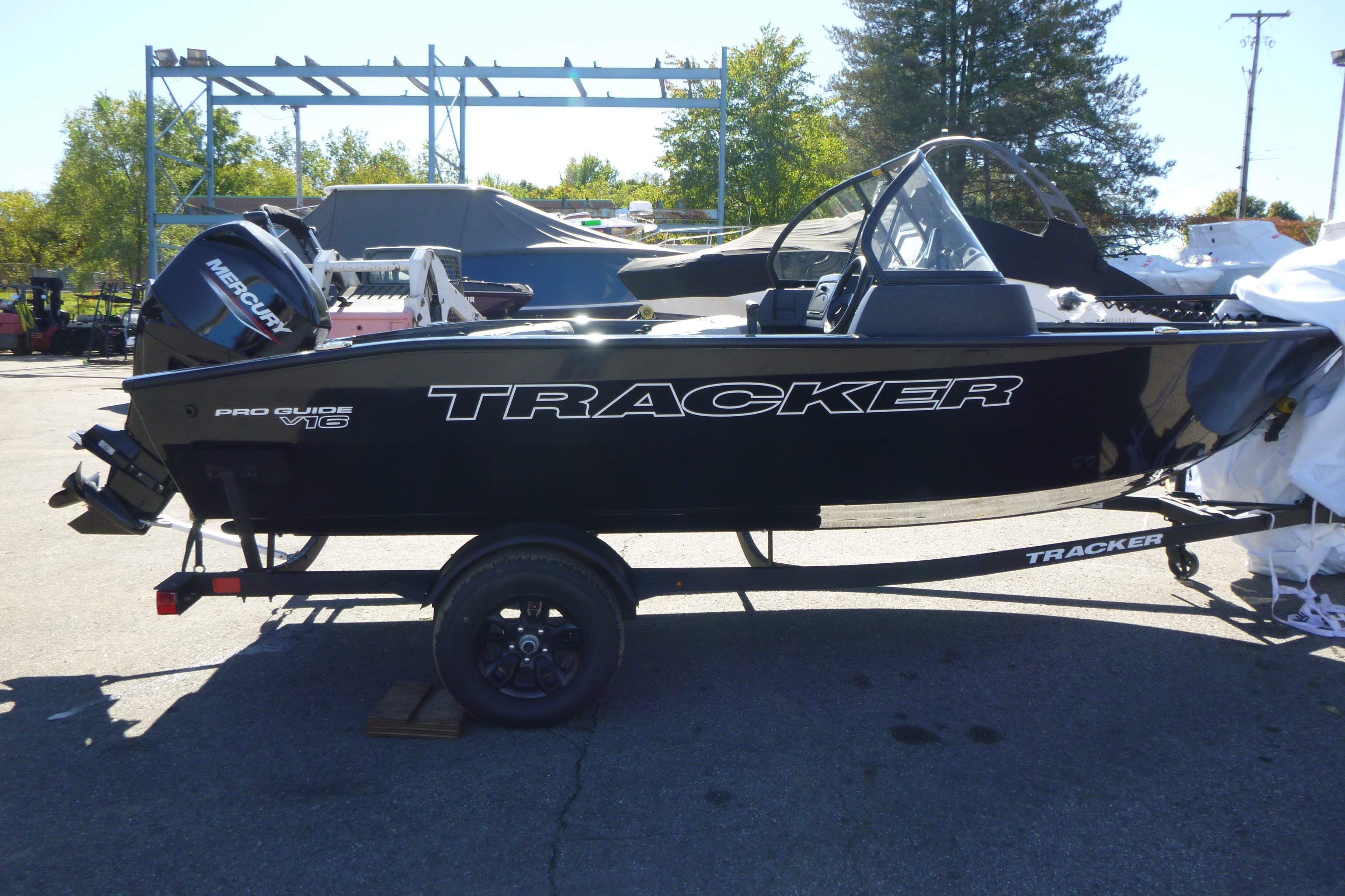 2027 Tracker Pro Guide V-16 WT in lansing MI