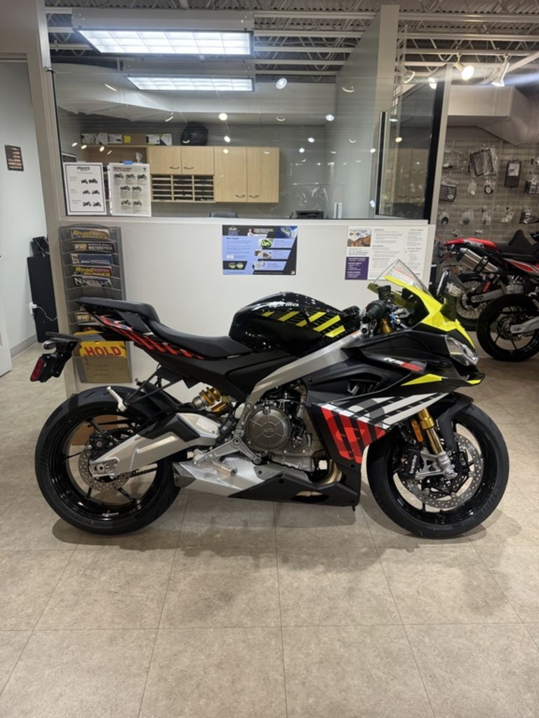 2027 Aprilia® RS 660 Factory 660 in Louisville, KY
