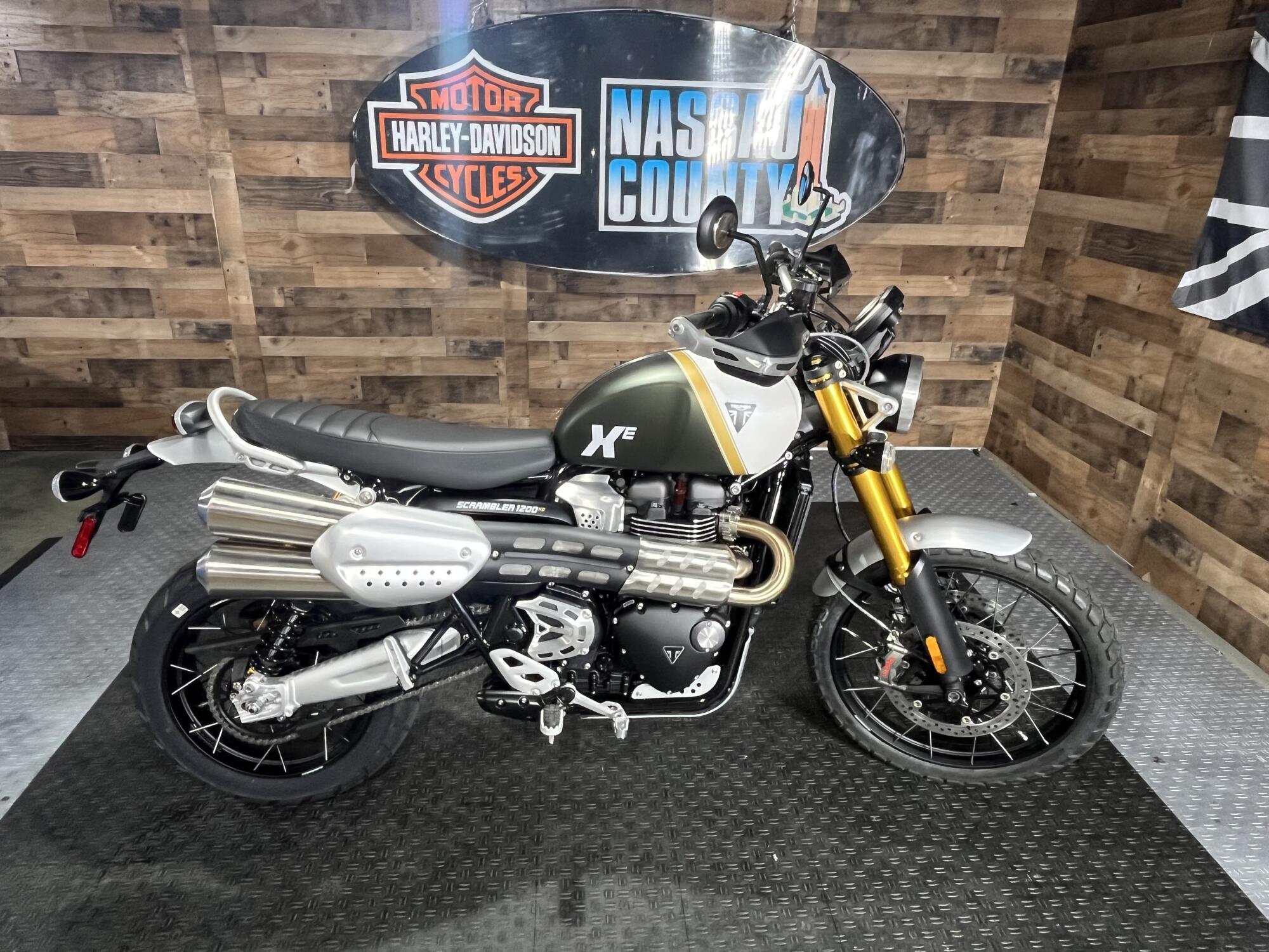 2027 Triumph Scrambler 1200 XE XE in Bellmore, NY