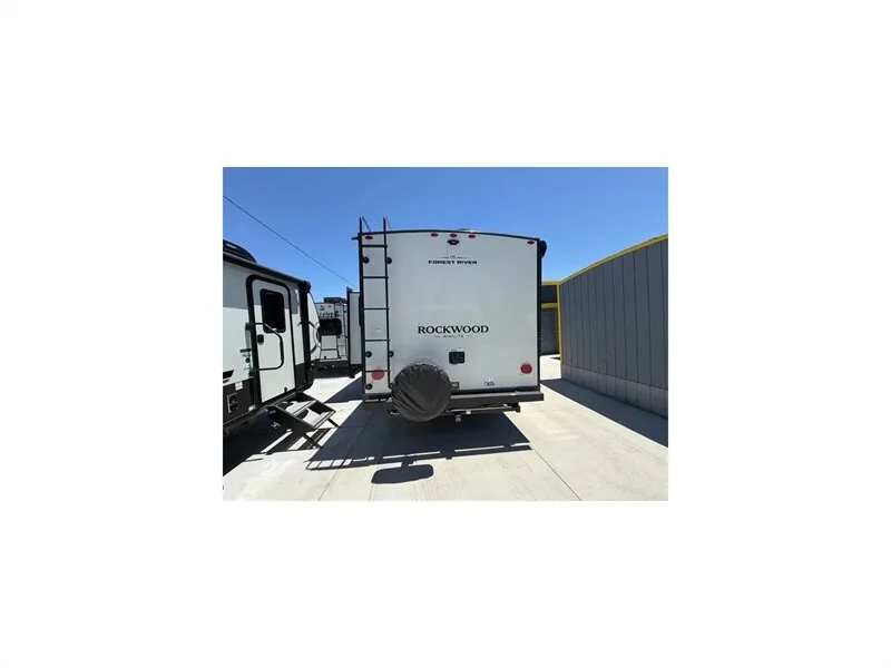 2027 Forest River MiniLite 2520BH Rockwood